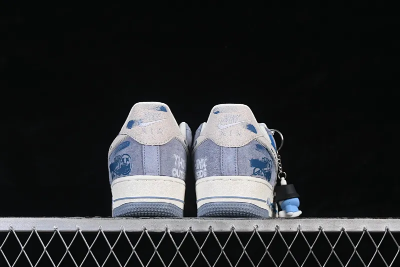 All categories Nk Air Force 1 Air Force series Nk Air Force 1 Low Air Force low-top Nike Air Force 1'07 Low "Emotional Sketch" Hand-painted graffiti Emotional sketch Air Force 1 low-top casual sneakers CD1212-111